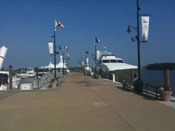 https://www.etiquettecruises.com/wp-content/uploads/2025/09/Experience-the-Magic-of-Alexandria-Boat-Tours-and-Washington-DC-River-Cruises_blog_featured_image-etiquettecruises.com_.webp